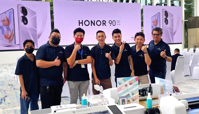 Рок-пространство сияет на мероприятии Honor 90 Media Launch в Куала-Лумпуре!
