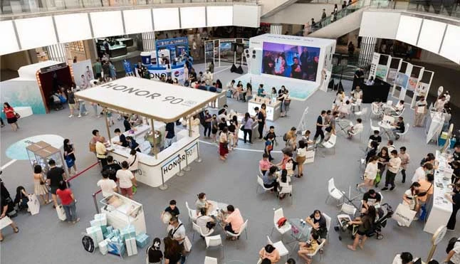 Рок-пространство получило значительное внимание на роудшоу Honor 90 Series в Малайзии